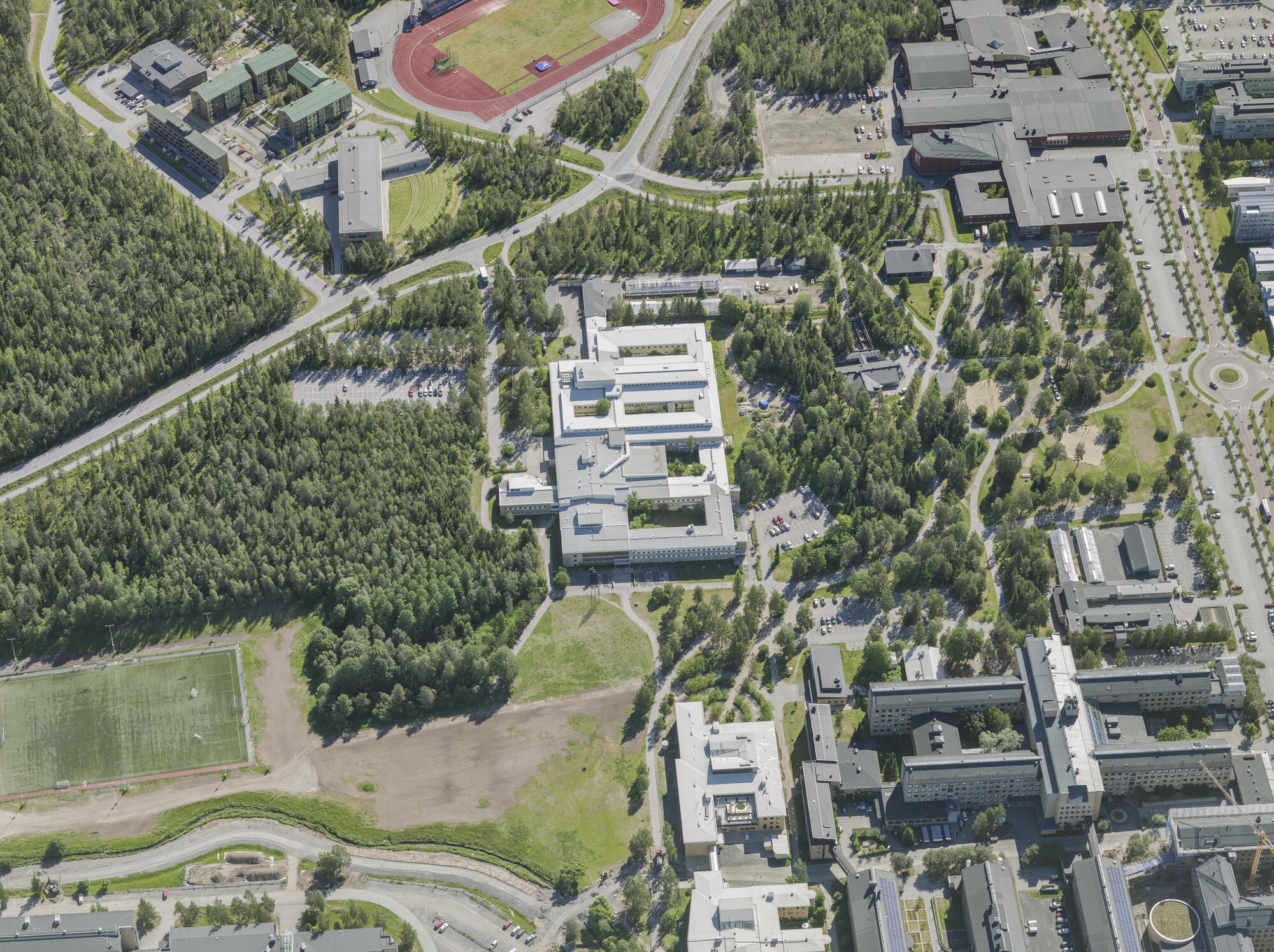 Flygbild över Universitets- och sjukhusområdet i Umeå #21