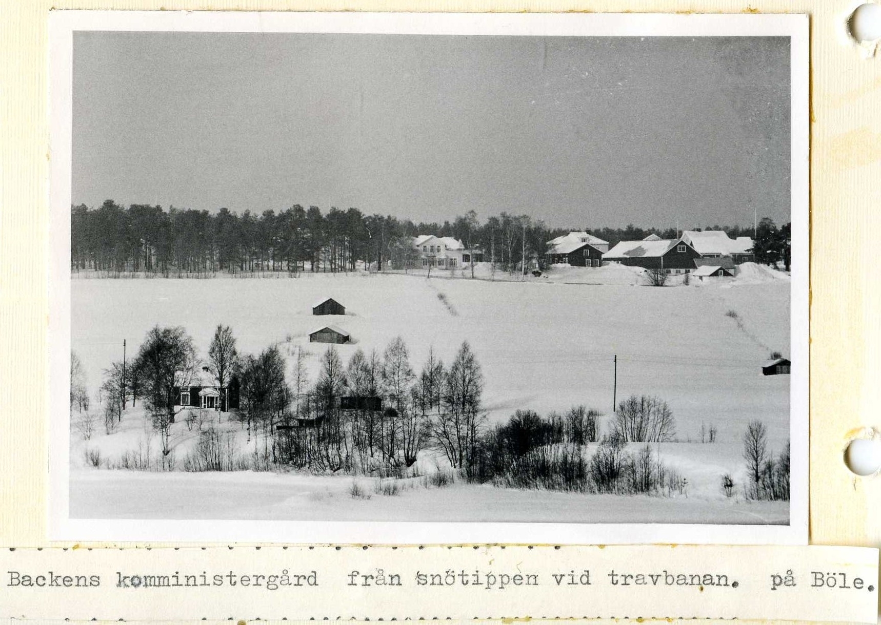 Komministergården sedd från snötippen vid travbanan 1969-70