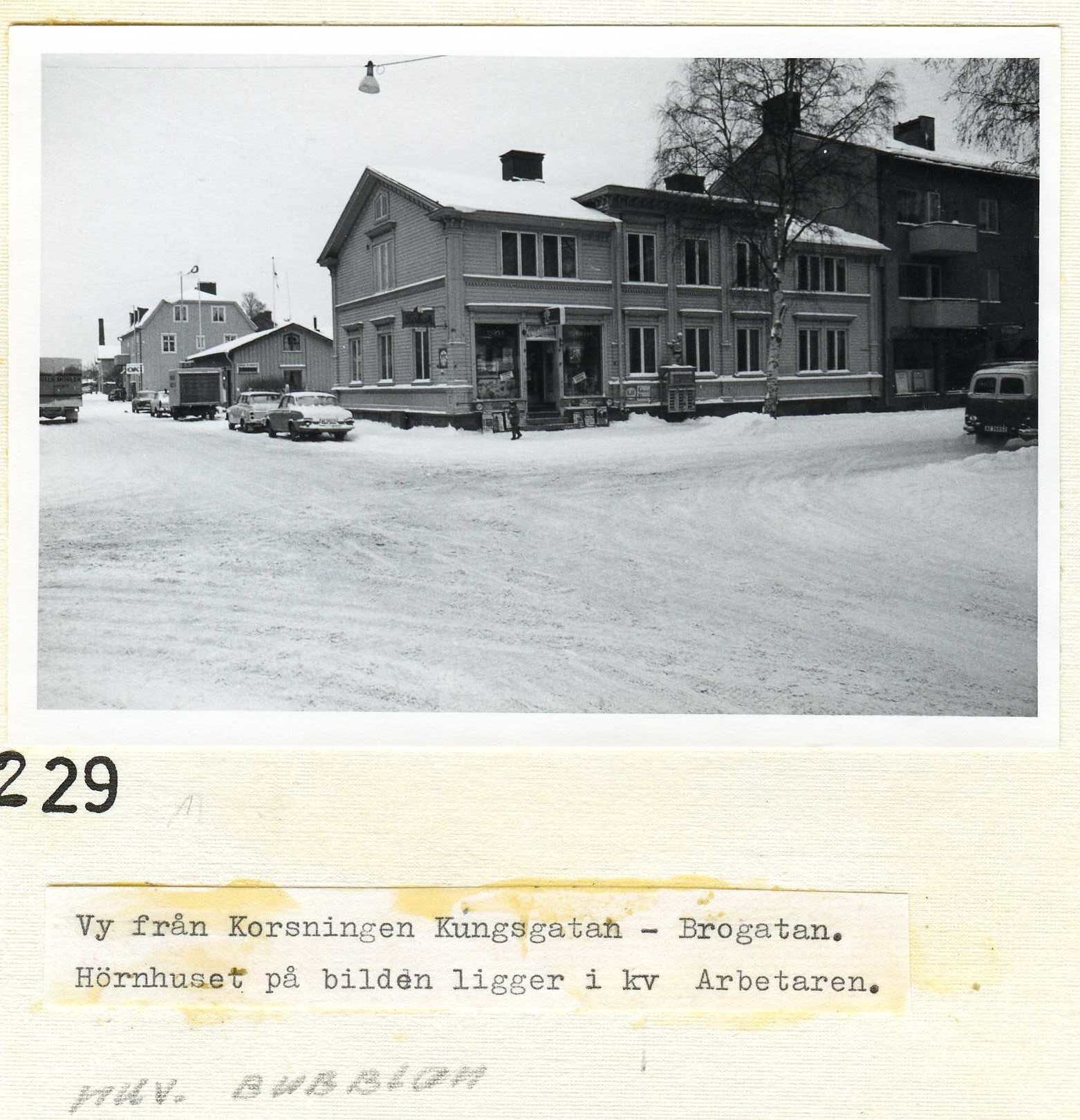 Kungsgatan-Brogatan 1960-tal  kv Arbetaren nuv Vaktposten
