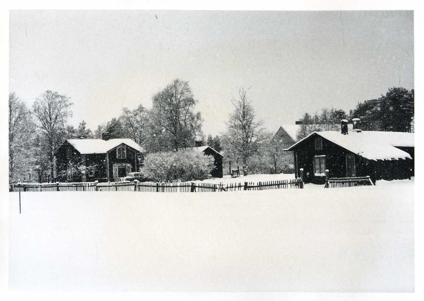 Gammal bebyggelse utmed Backenvägen 1969