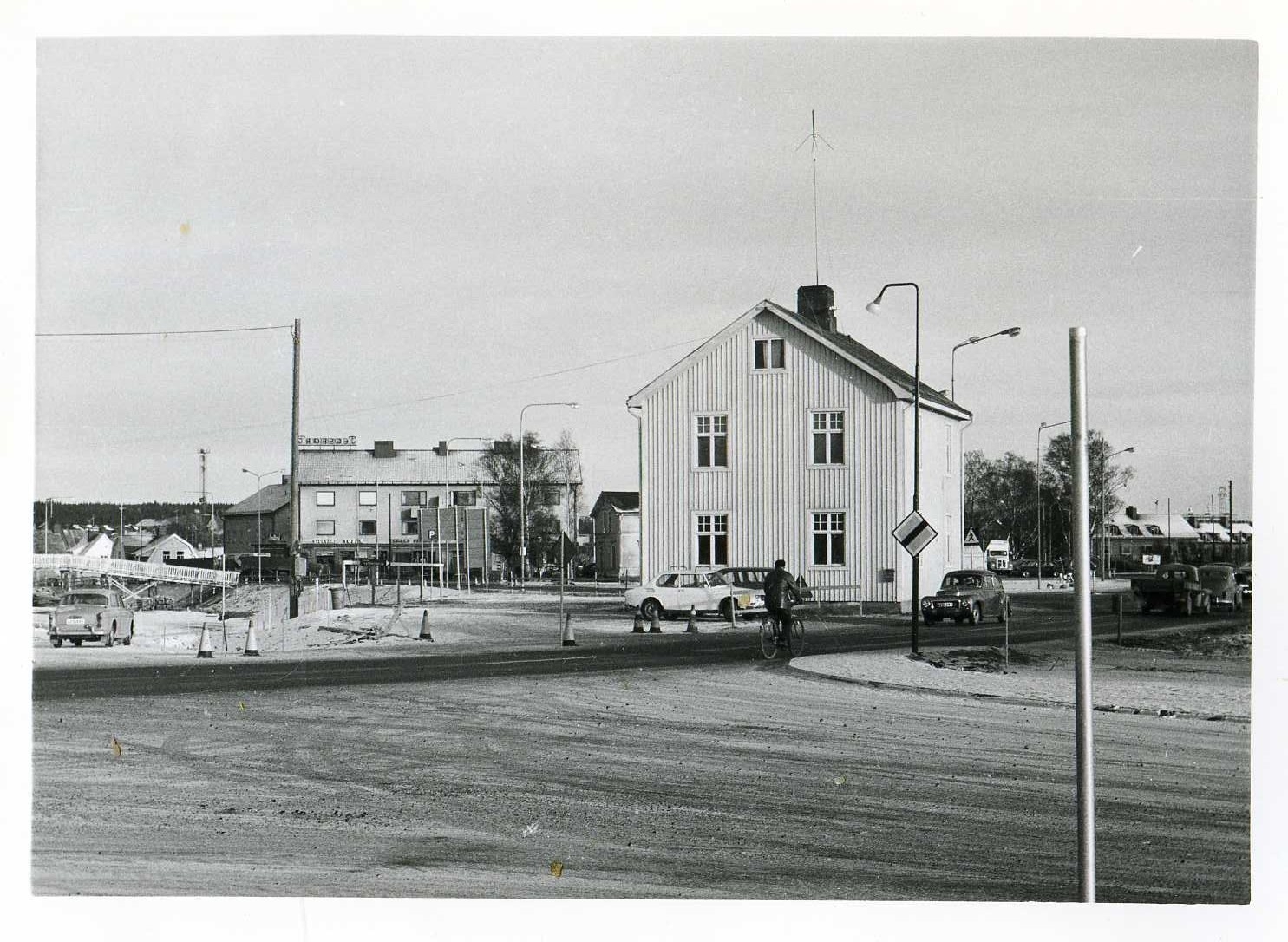 Nya E4 byggs genom Teg nov 1969