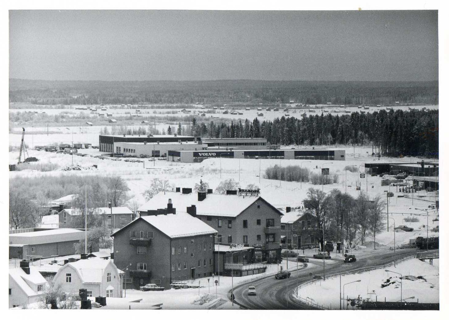 Nya E4-passagen vid Tegsborg nov 1969  från Thulehuset  teleobjektiv