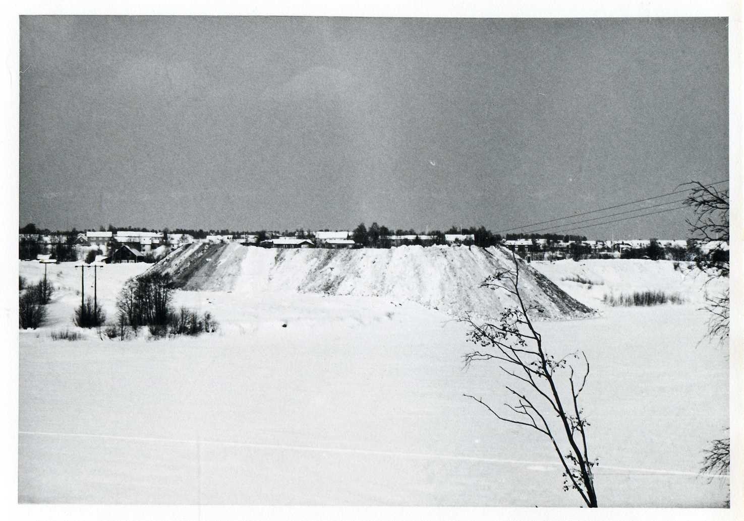 Stadens snötipp på Lundåkern mars 1970