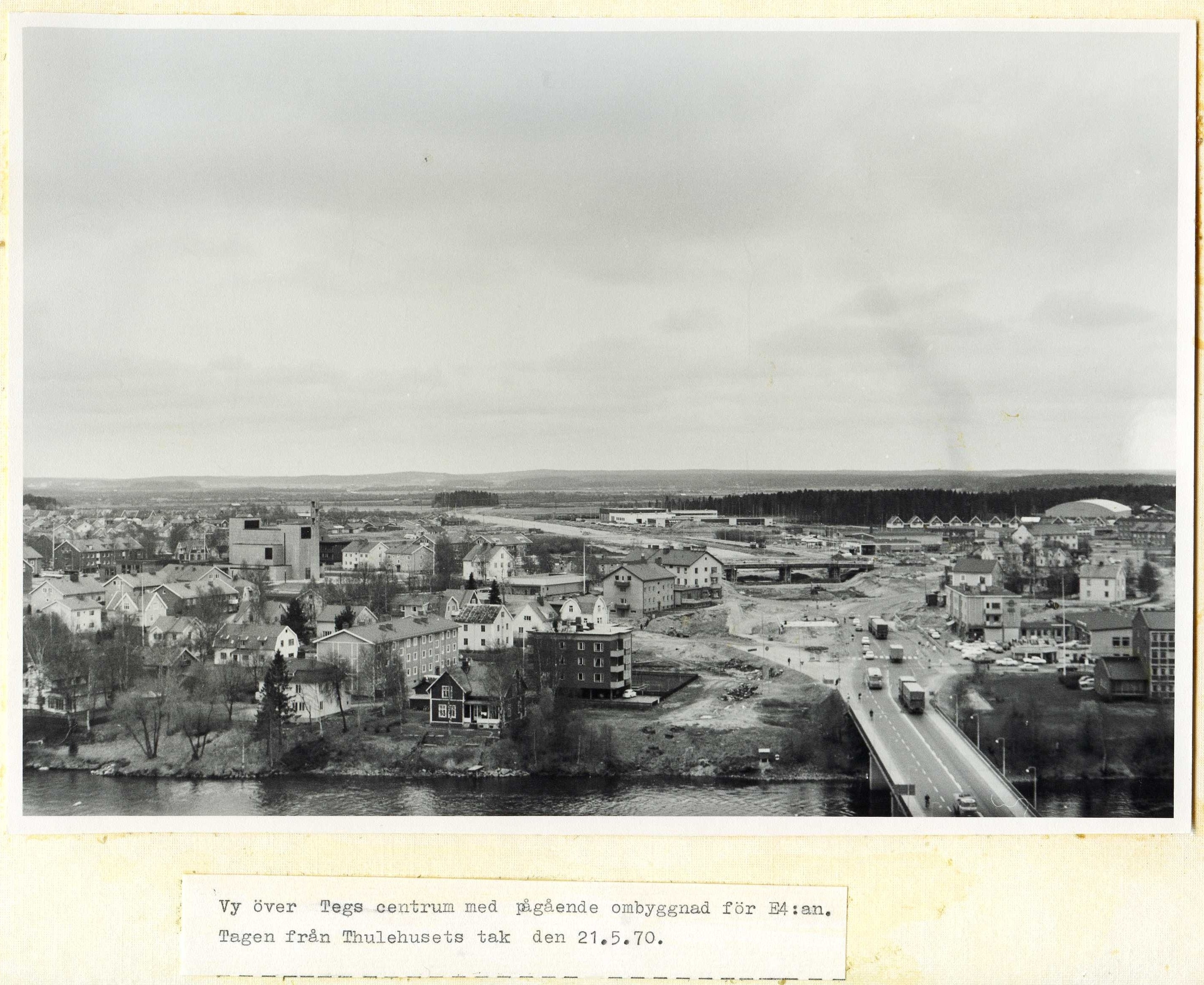 Vy över Tegs centrum 21 maj 1970  från Thulehuset