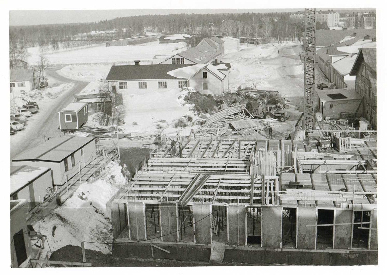 Annexet bakom stadshuset byggs mars 1973