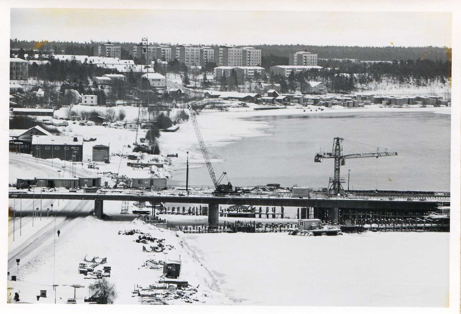Kyrkbrobygget dec 1974