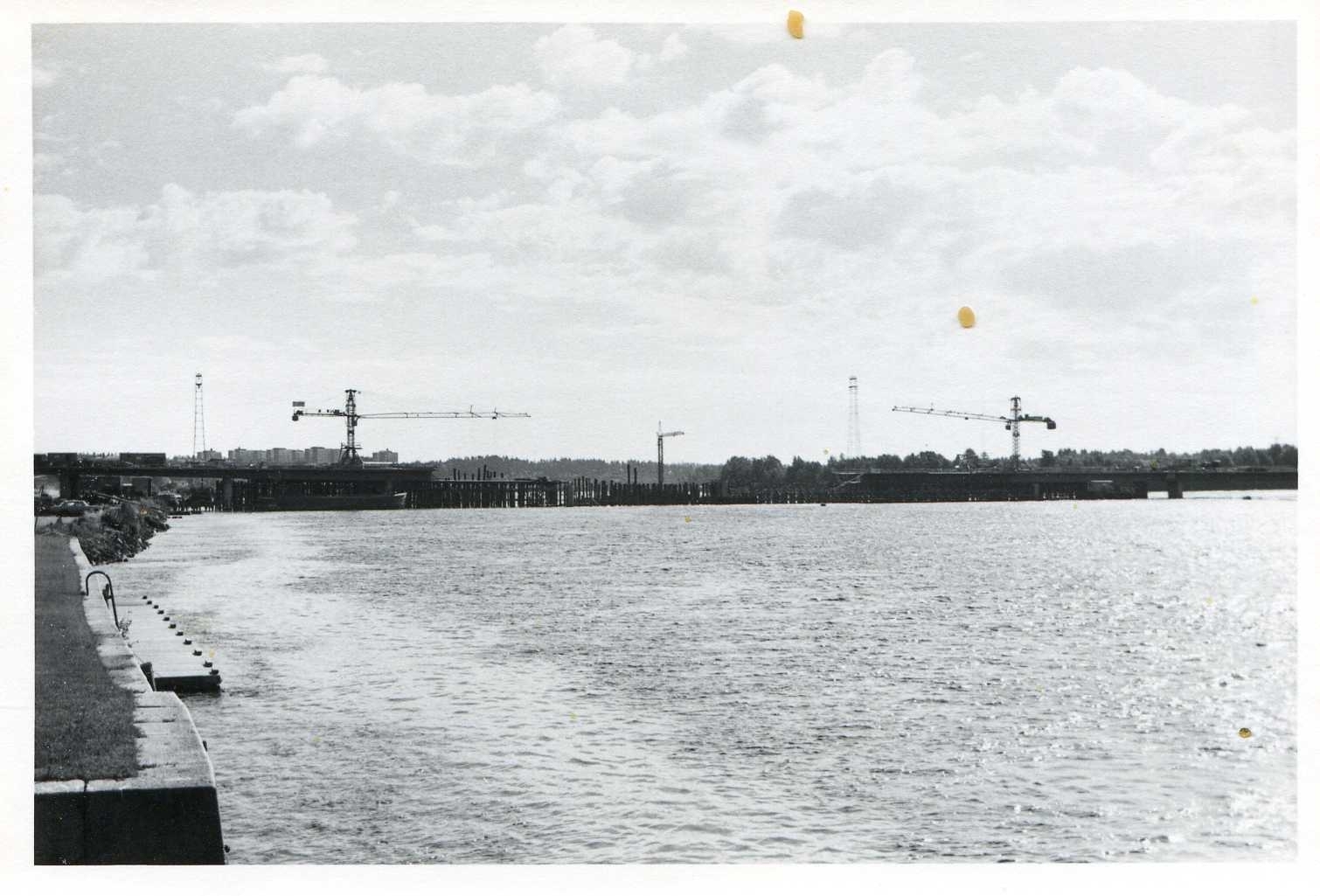 Kyrkbrobygget juni 1974