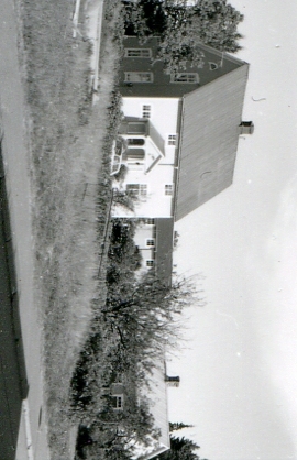 Järnvägsgatan 32 mot Trädgårdsgatan