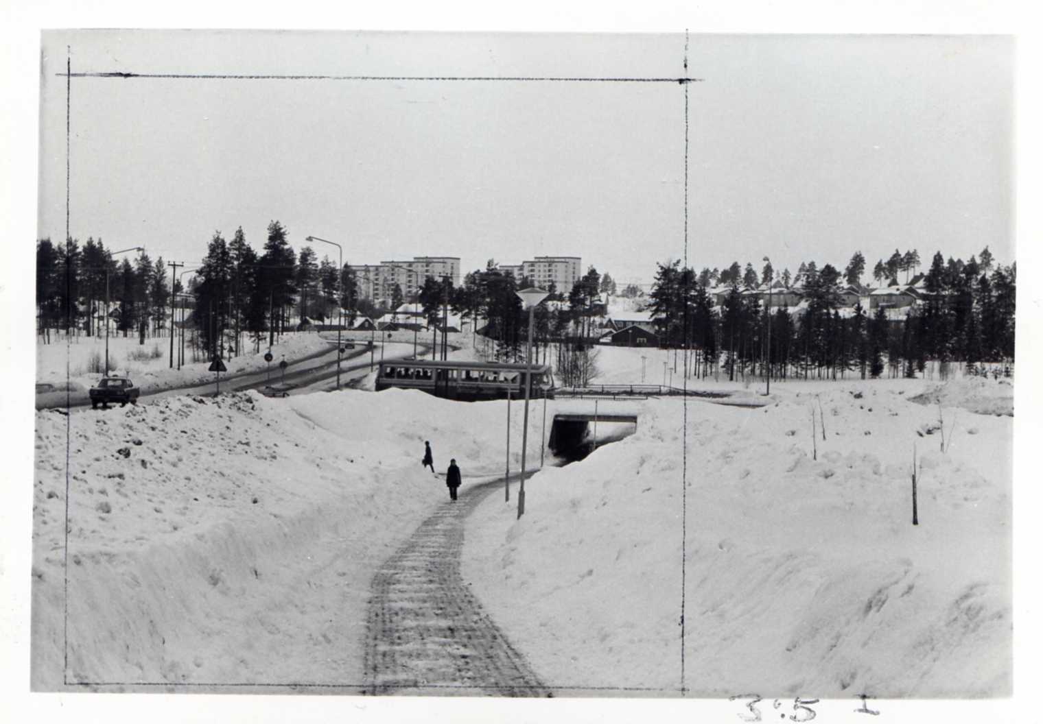 Mariehem  gångväg mot Berghem
